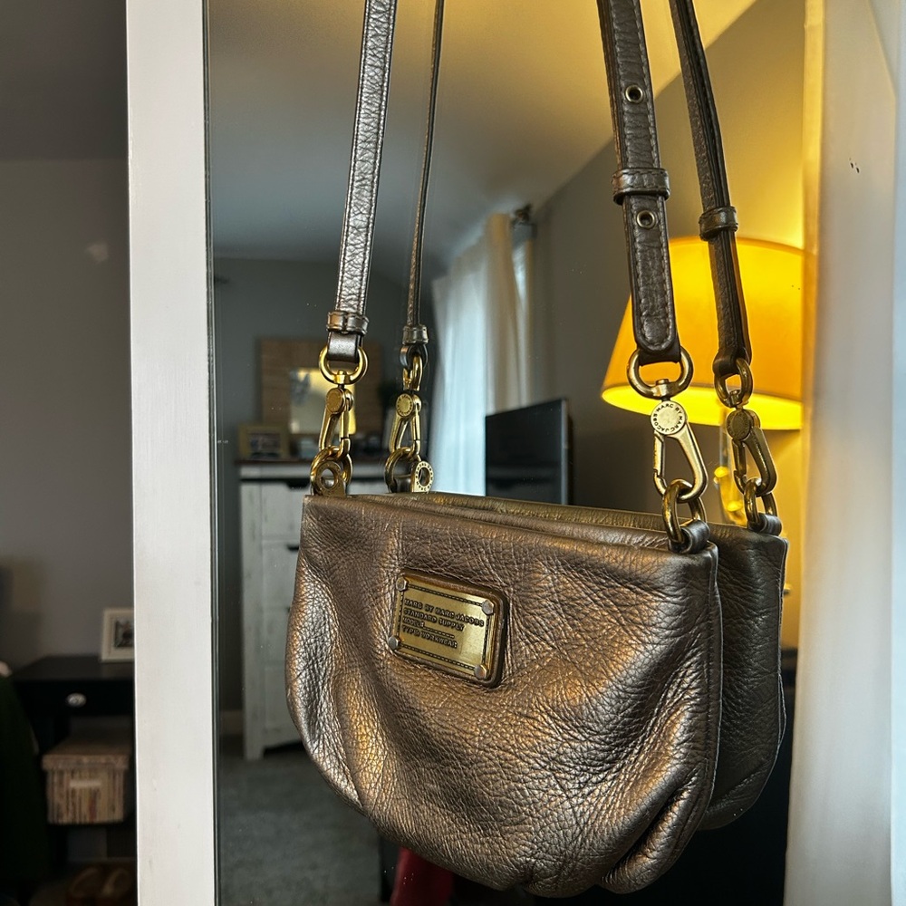 Marc By Marc Jacobs Pewter Gold Leather Crossbody Bag with Removable Straps